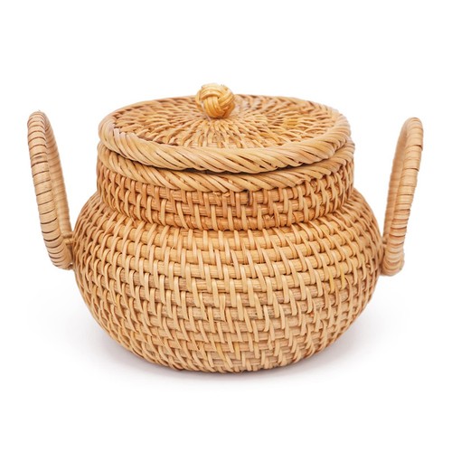 Small rattan basket with lid - with,